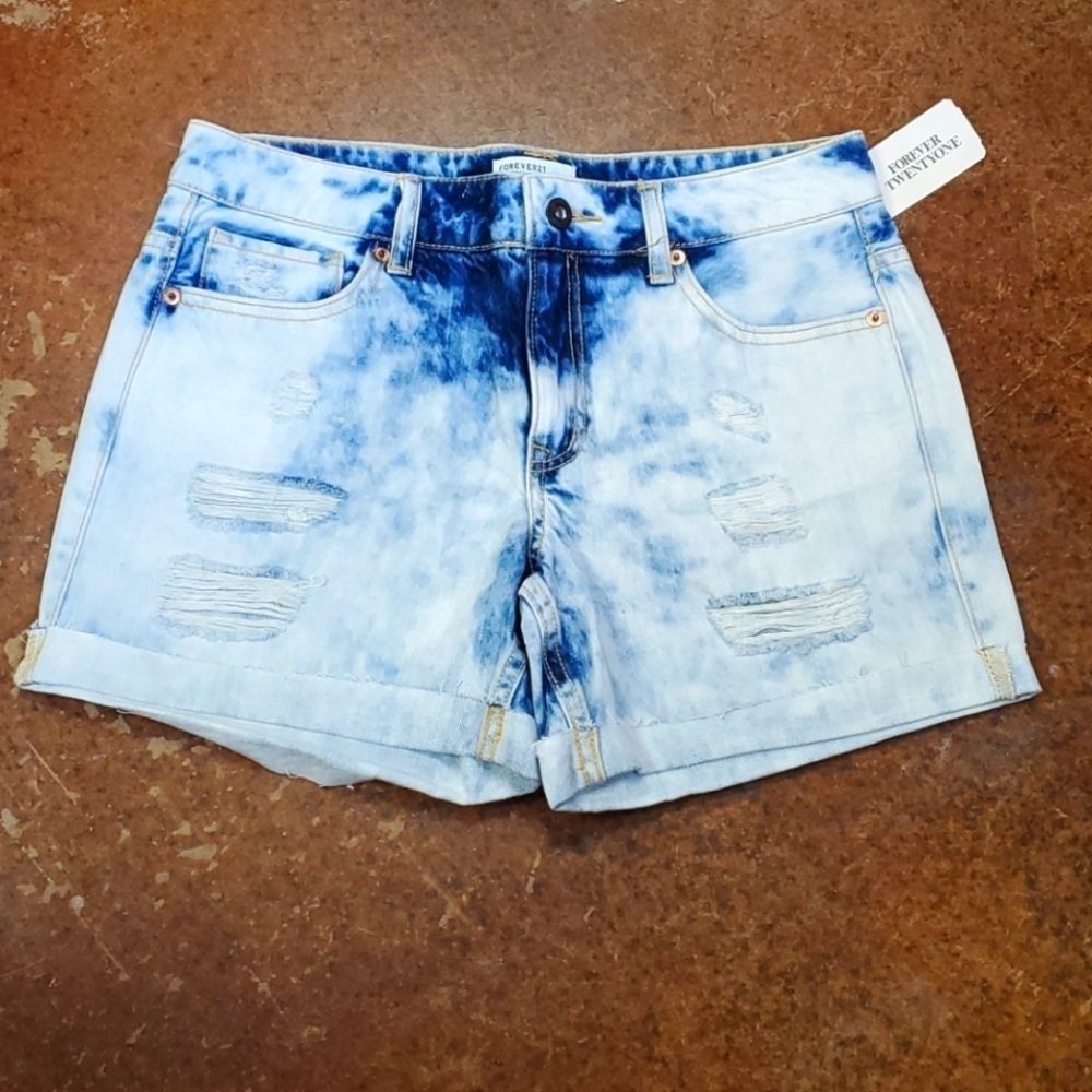 NWT Forever21 shorts